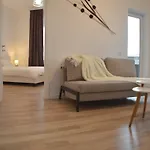 House * Bukurešť