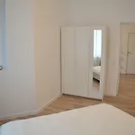 House * ブカレスト
